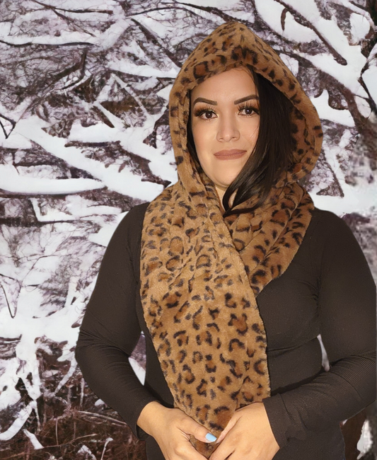 2-1 Gorro y bufanda de leopardo