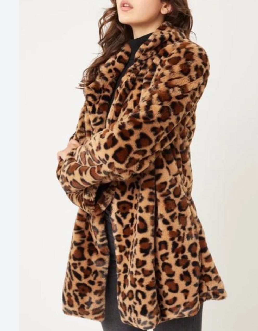 Abrigo de piel sintética de leopardo