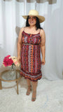 Vestido midi con tirantes finos y dobladillo con volantes