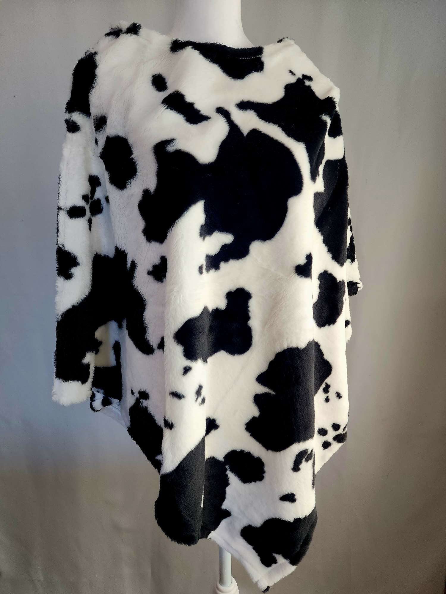 YD Boutique Outerwear One size Black & White Faux Fur Cow Print Western Poncho